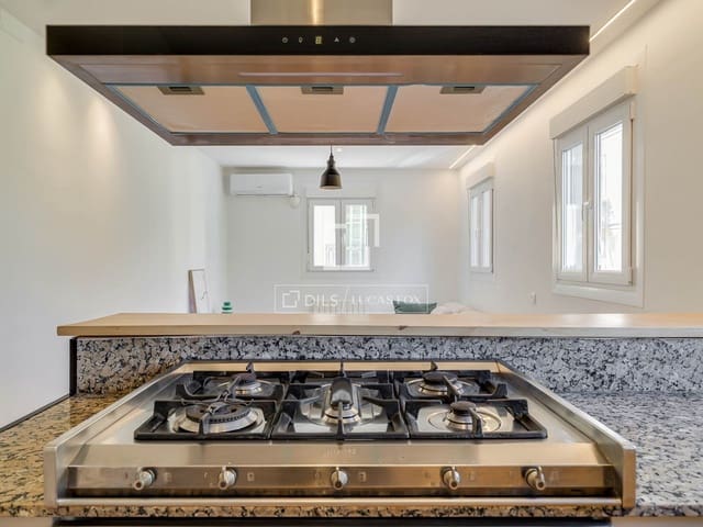 2 bedroom Apartment for sale in Barcelona city - € 549,000 (Ref: 9850457)