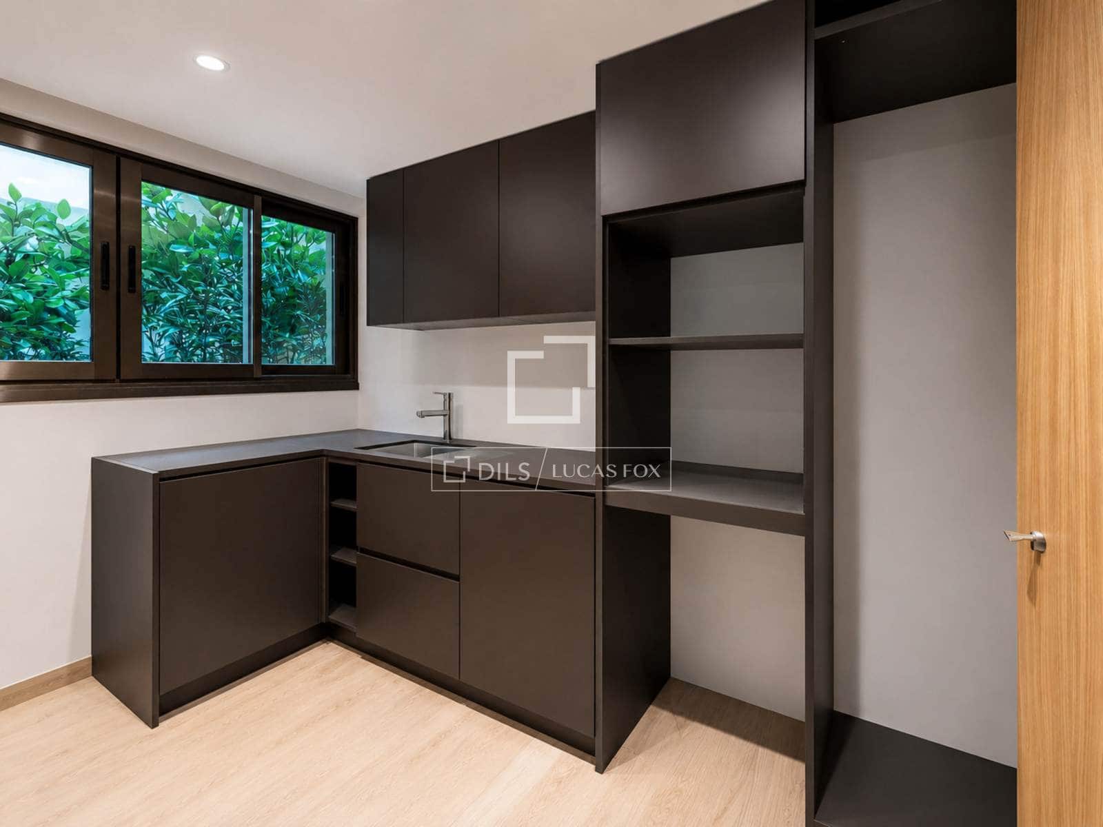 1 sypialnia Apartament na sprzedaż w Miasto Madryt z garażem - 1 480 000 € (Ref: 9850459)