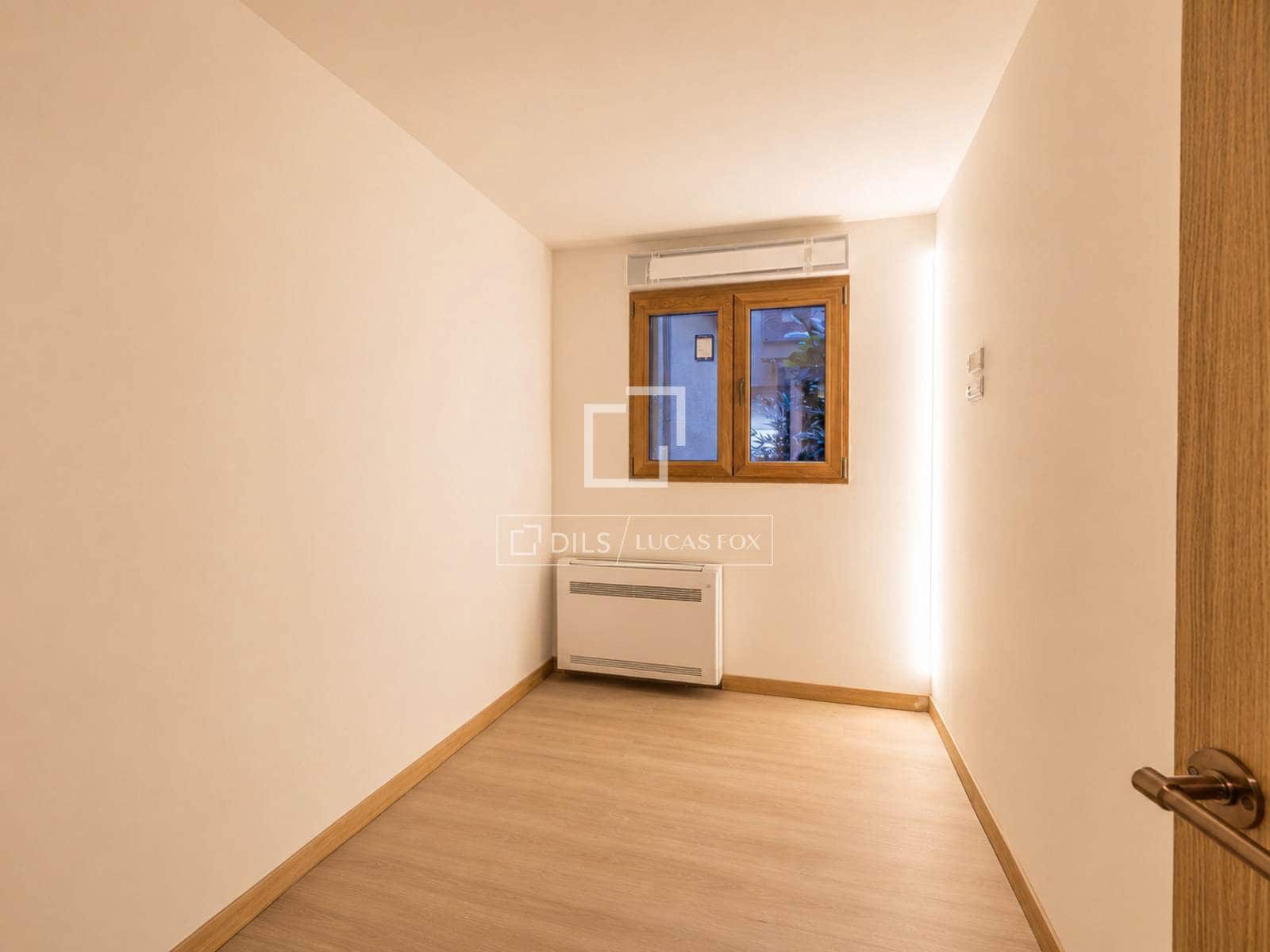 1 sypialnia Apartament na sprzedaż w Miasto Madryt z garażem - 1 560 000 € (Ref: 9850462)