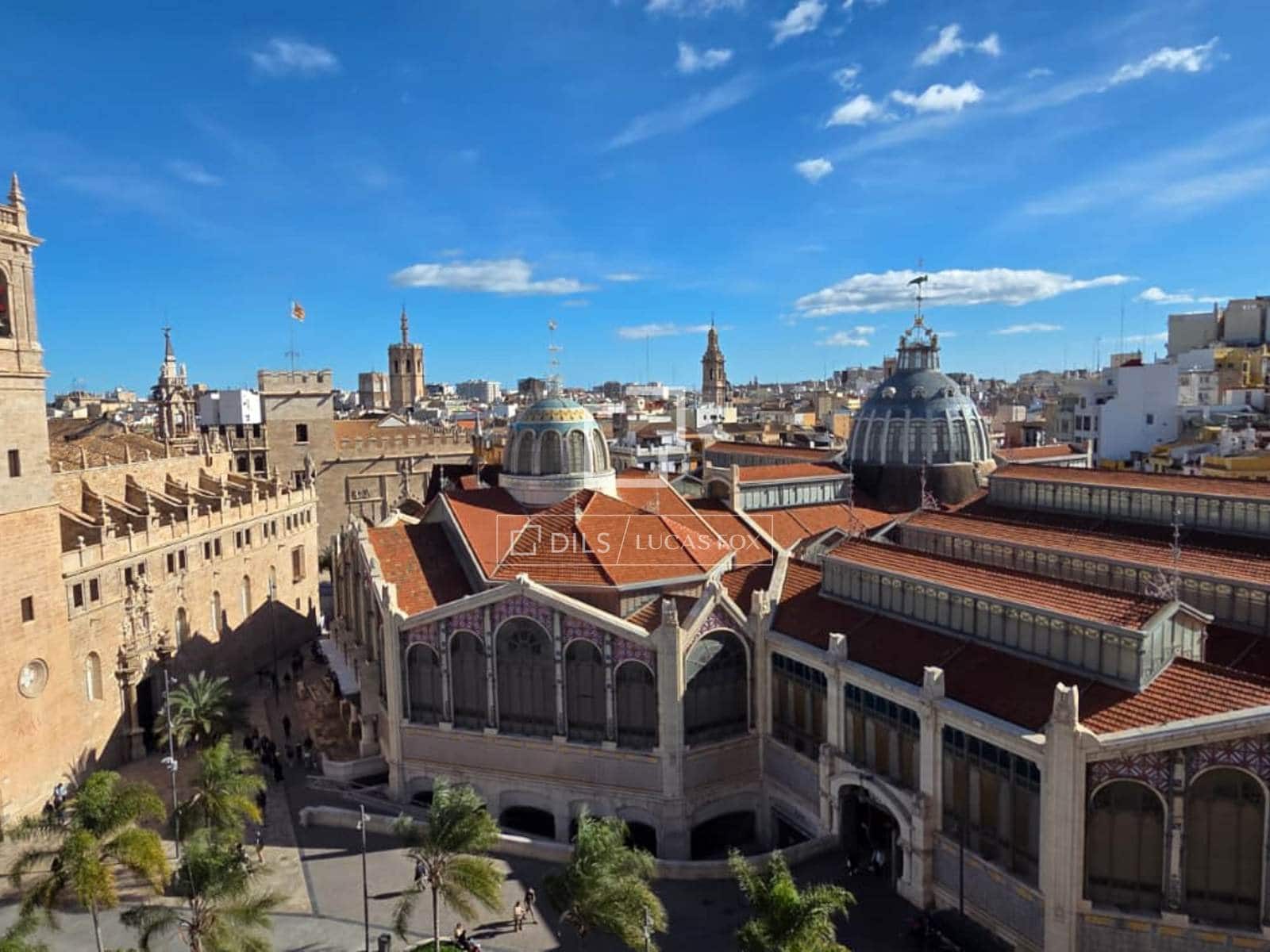 4 bedroom Apartment for sale in Valencia city - € 1,650,000 (Ref: 9850463)