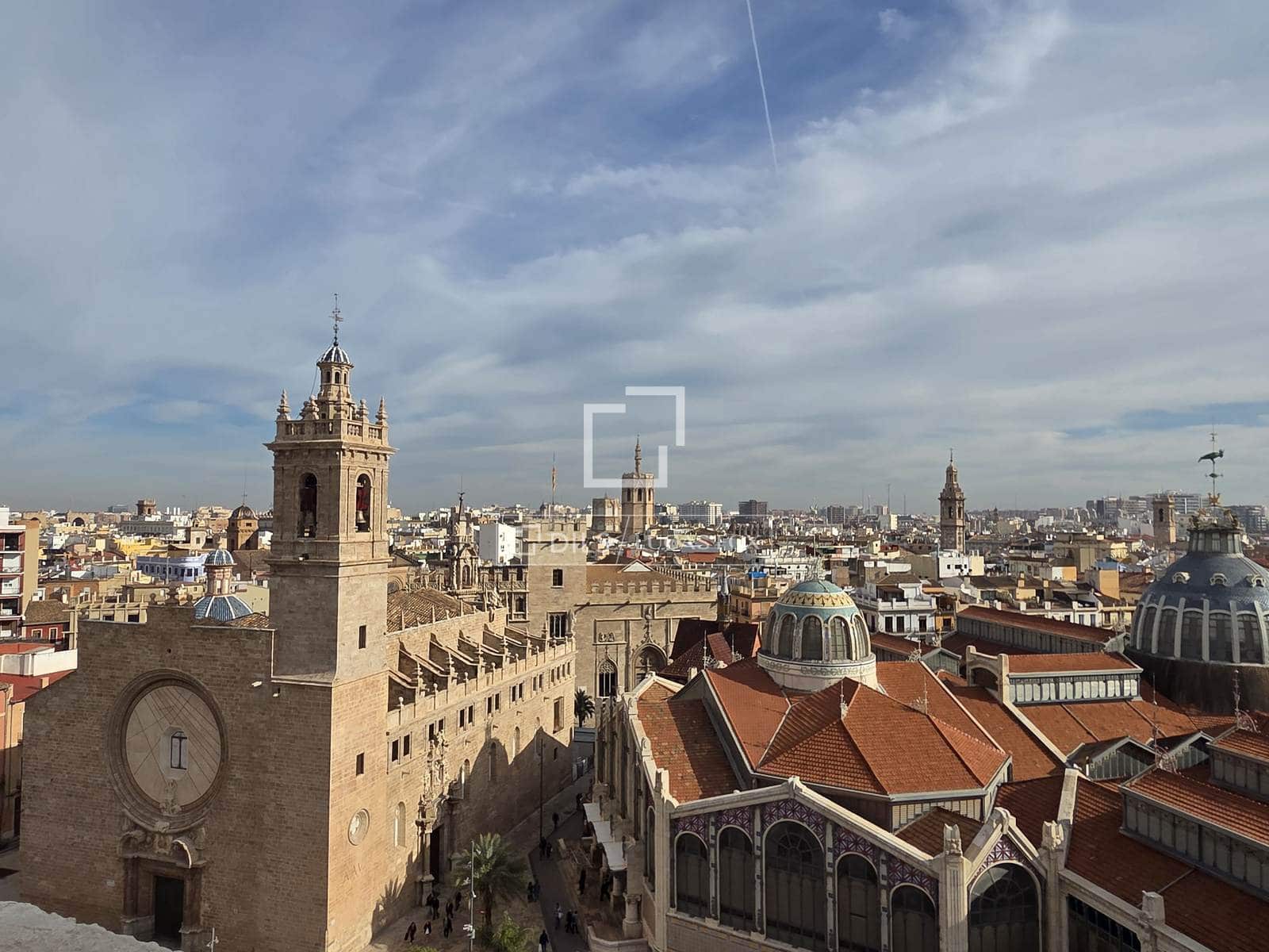 4 bedroom Apartment for sale in Valencia city - € 1,650,000 (Ref: 9850463)