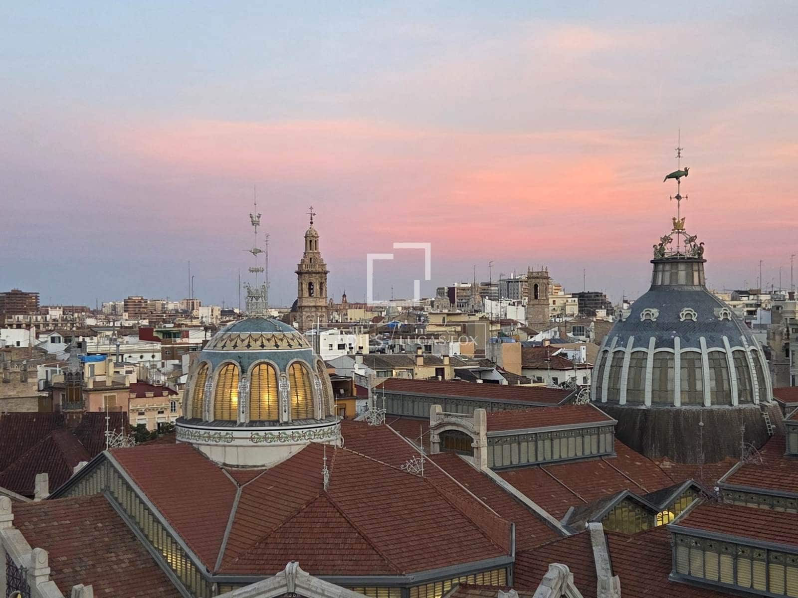 4 bedroom Apartment for sale in Valencia city - € 1,650,000 (Ref: 9850463)