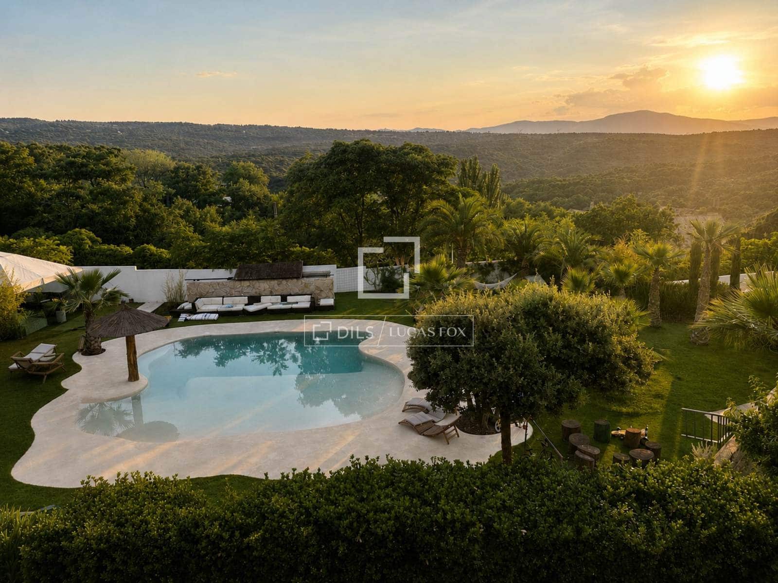 5 bedroom Villa for sale in Torrelodones with pool garage - € 1,475,000 (Ref: 9850562)