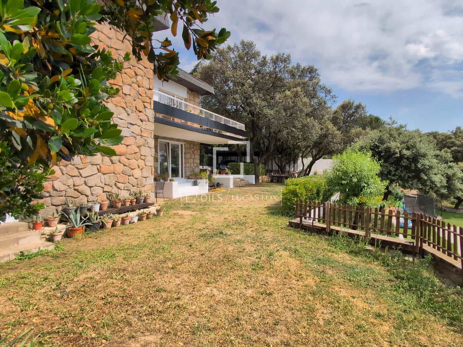 5 soveværelse Villa til salg i Torrelodones med swimmingpool garage - € 1.475.000 (Ref: 9850562)
