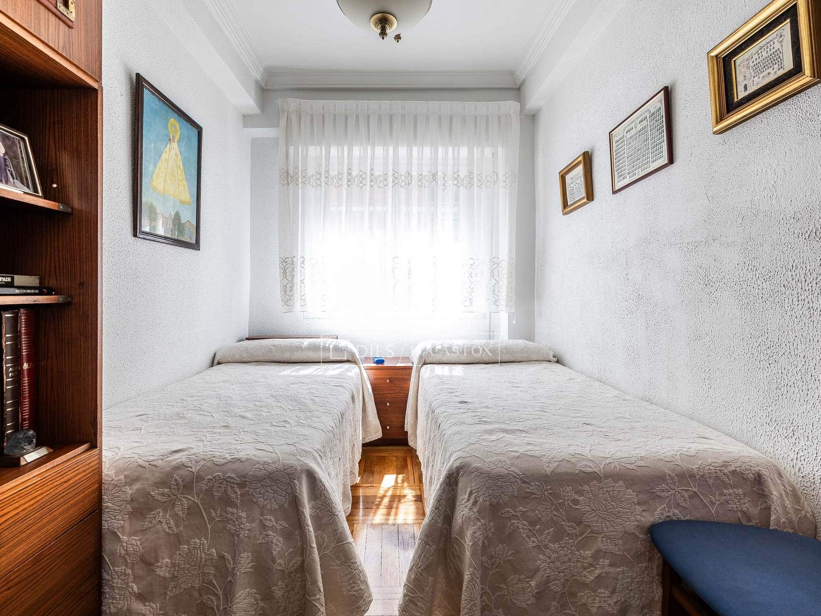 4 sypialnia Apartament na sprzedaż w Miasto Madryt - 799 000 € (Ref: 9850563)