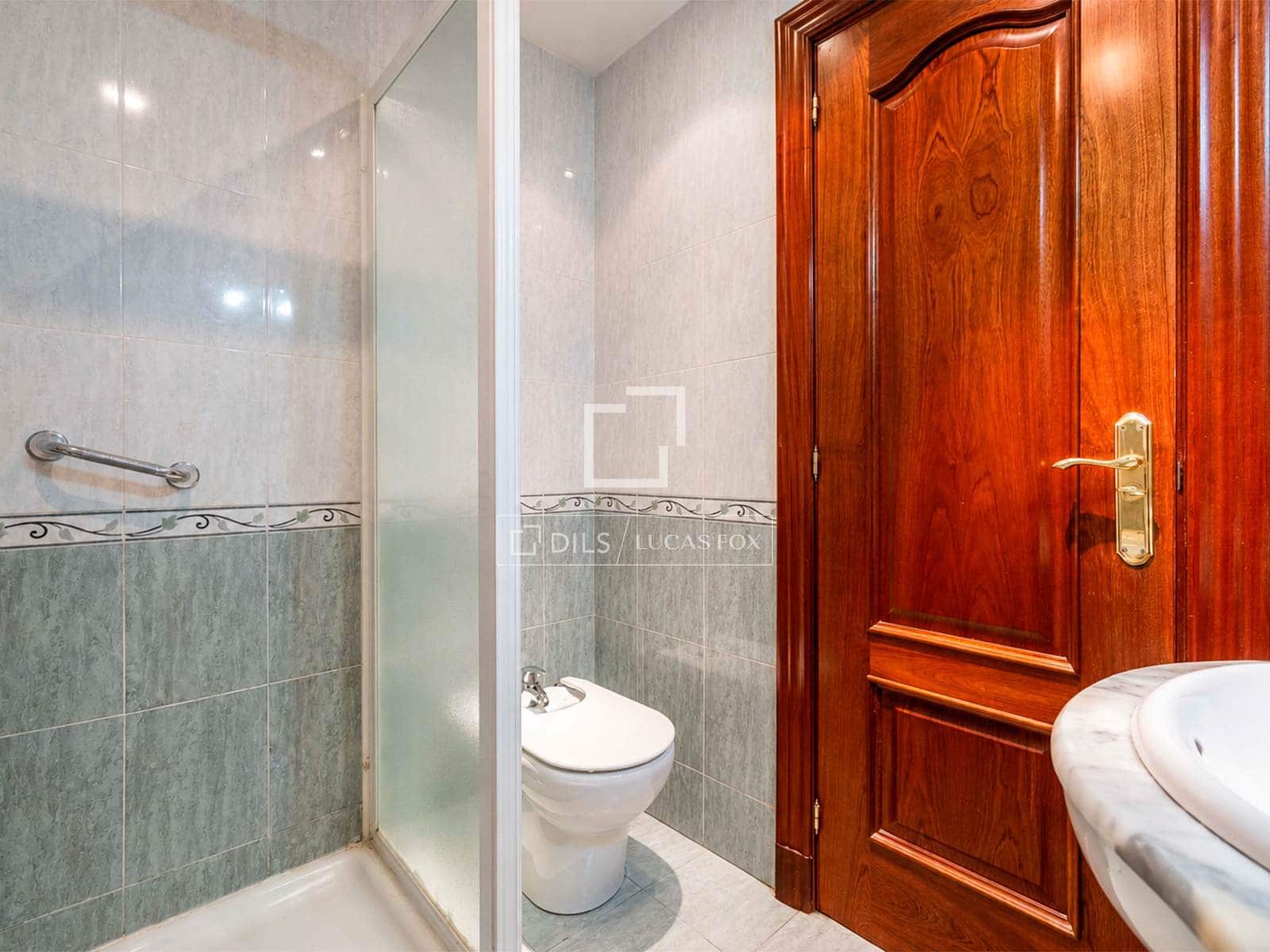 Apartamento de 4 habitaciones en Madrid ciudad en venta - 799.000 € (Ref: 9850563)