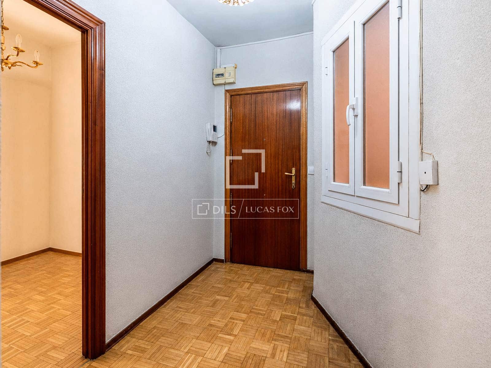 Apartamento de 4 habitaciones en Madrid ciudad en venta - 799.000 € (Ref: 9850563)