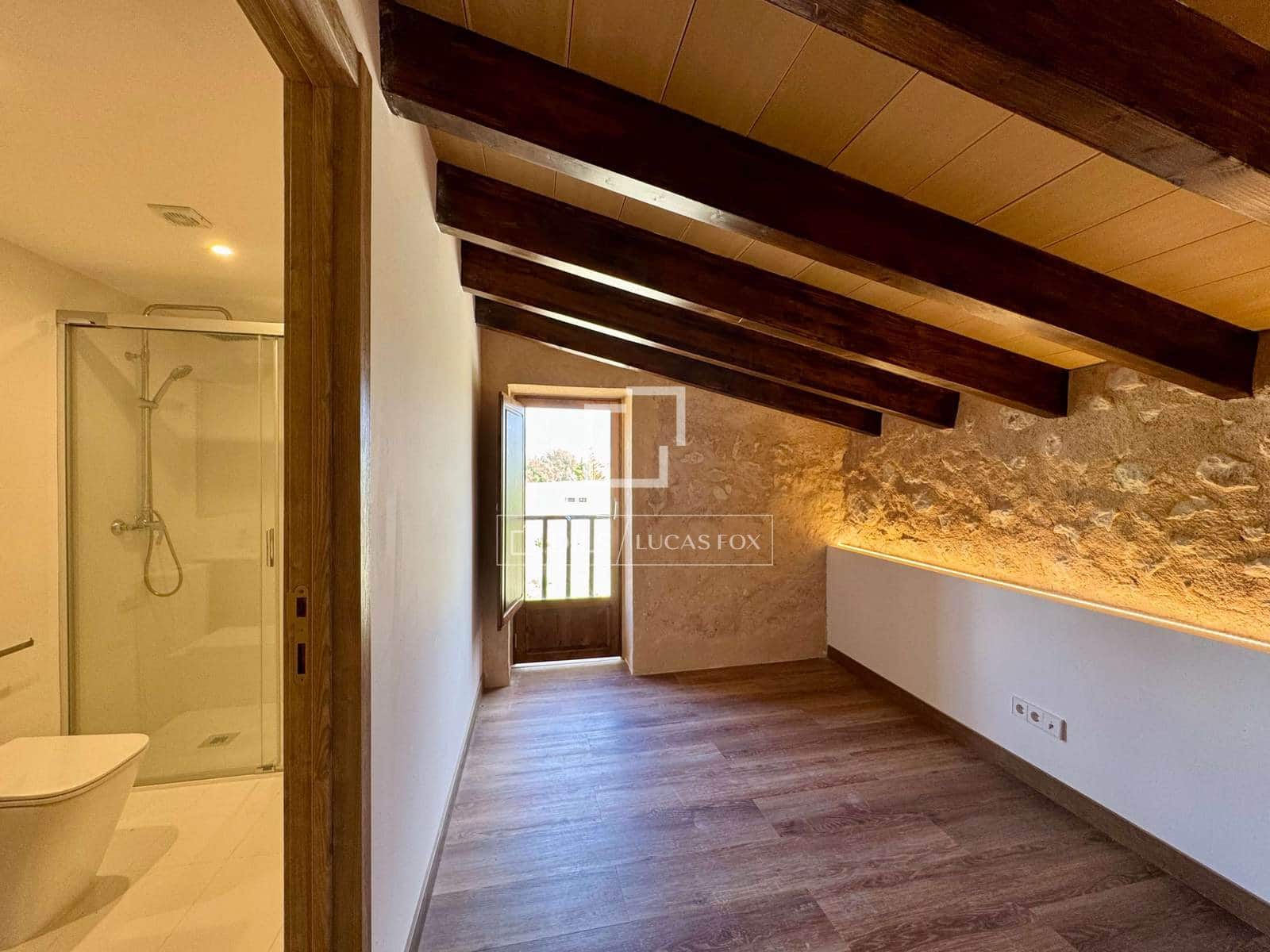 4 bedroom Finca/Country House for sale in Llubi - € 600,000 (Ref: 9850566)