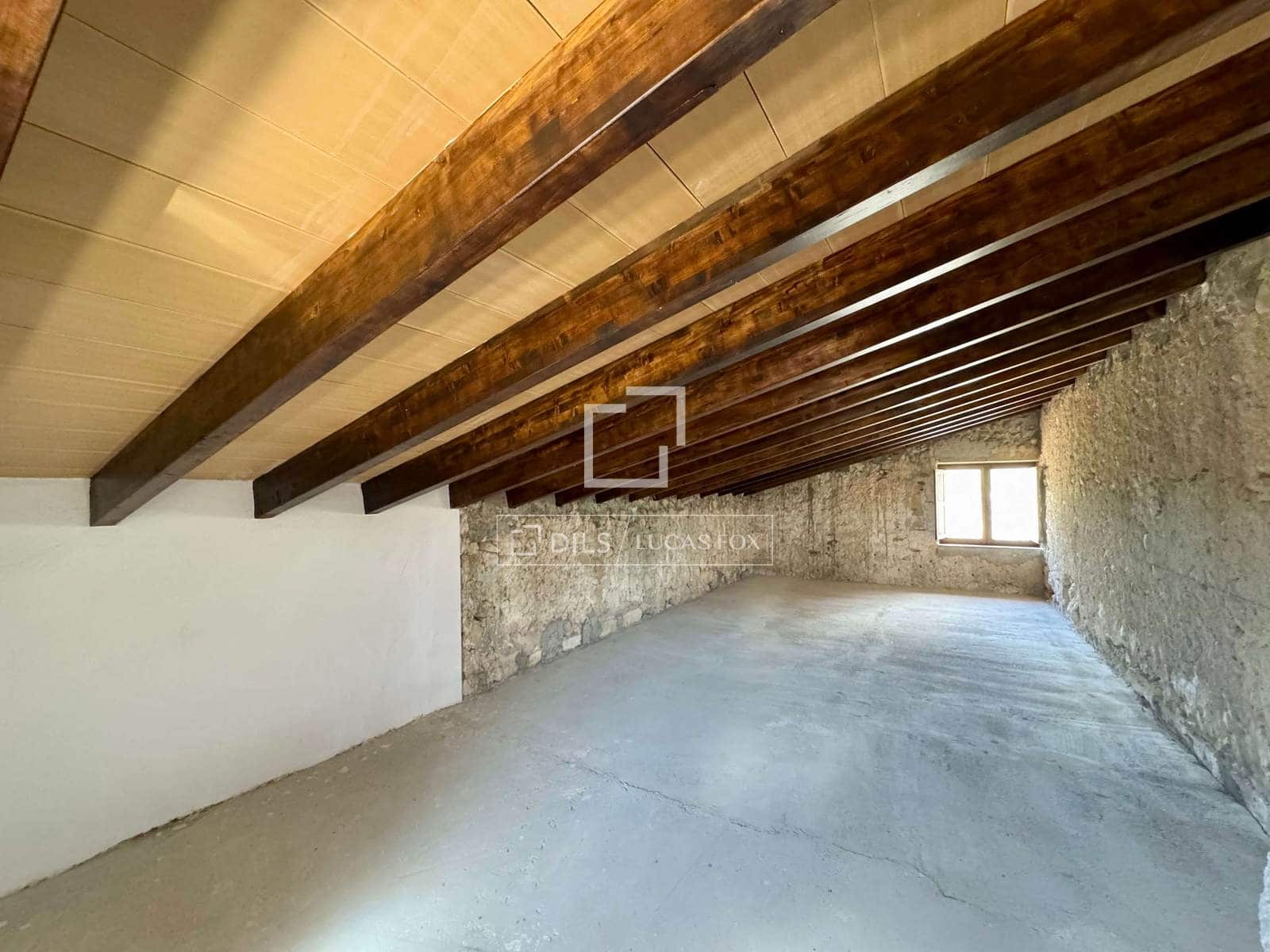 4 bedroom Finca/Country House for sale in Llubi - € 600,000 (Ref: 9850566)