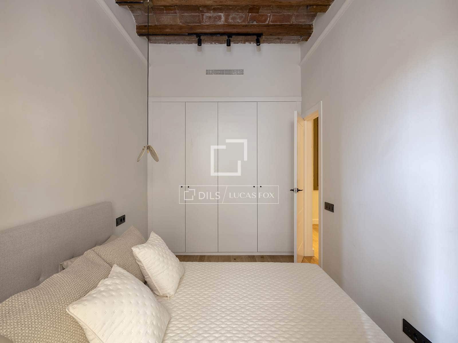 4 soveværelse Lejlighed til salg i Barcelona by - € 1.390.000 (Ref: 9850567)