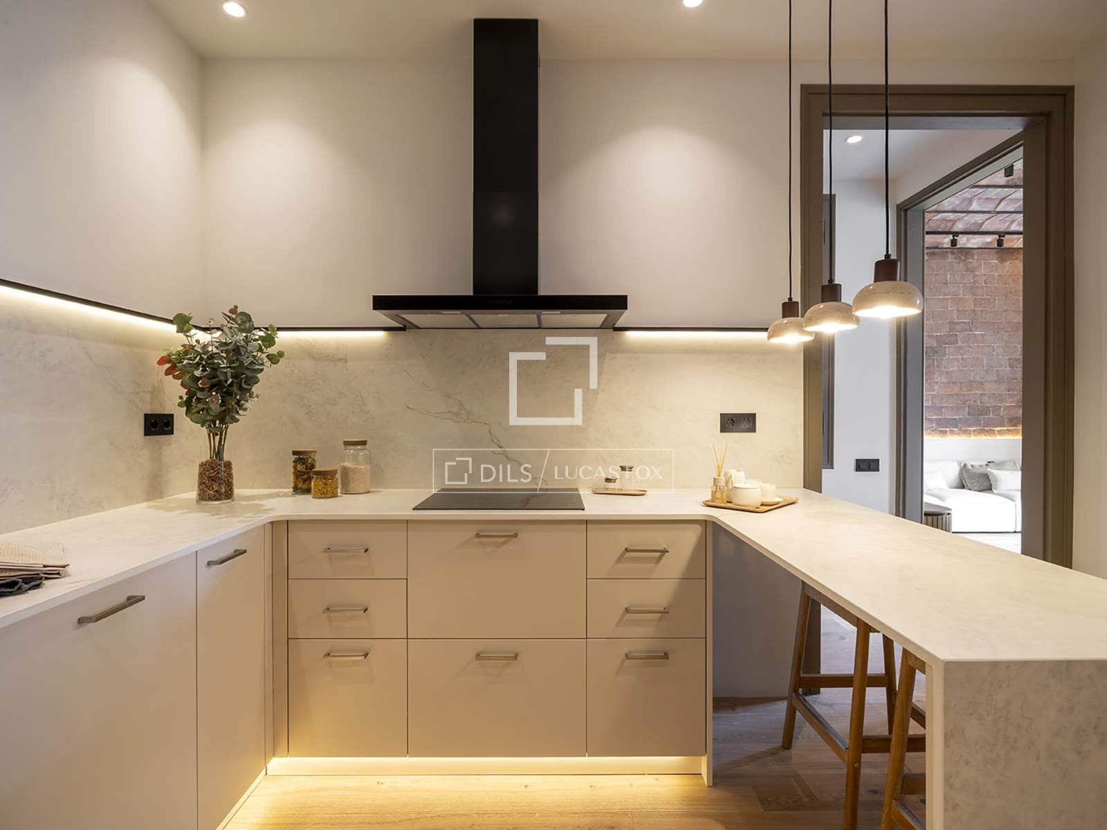 4 soveværelse Lejlighed til salg i Barcelona by - € 1.390.000 (Ref: 9850567)
