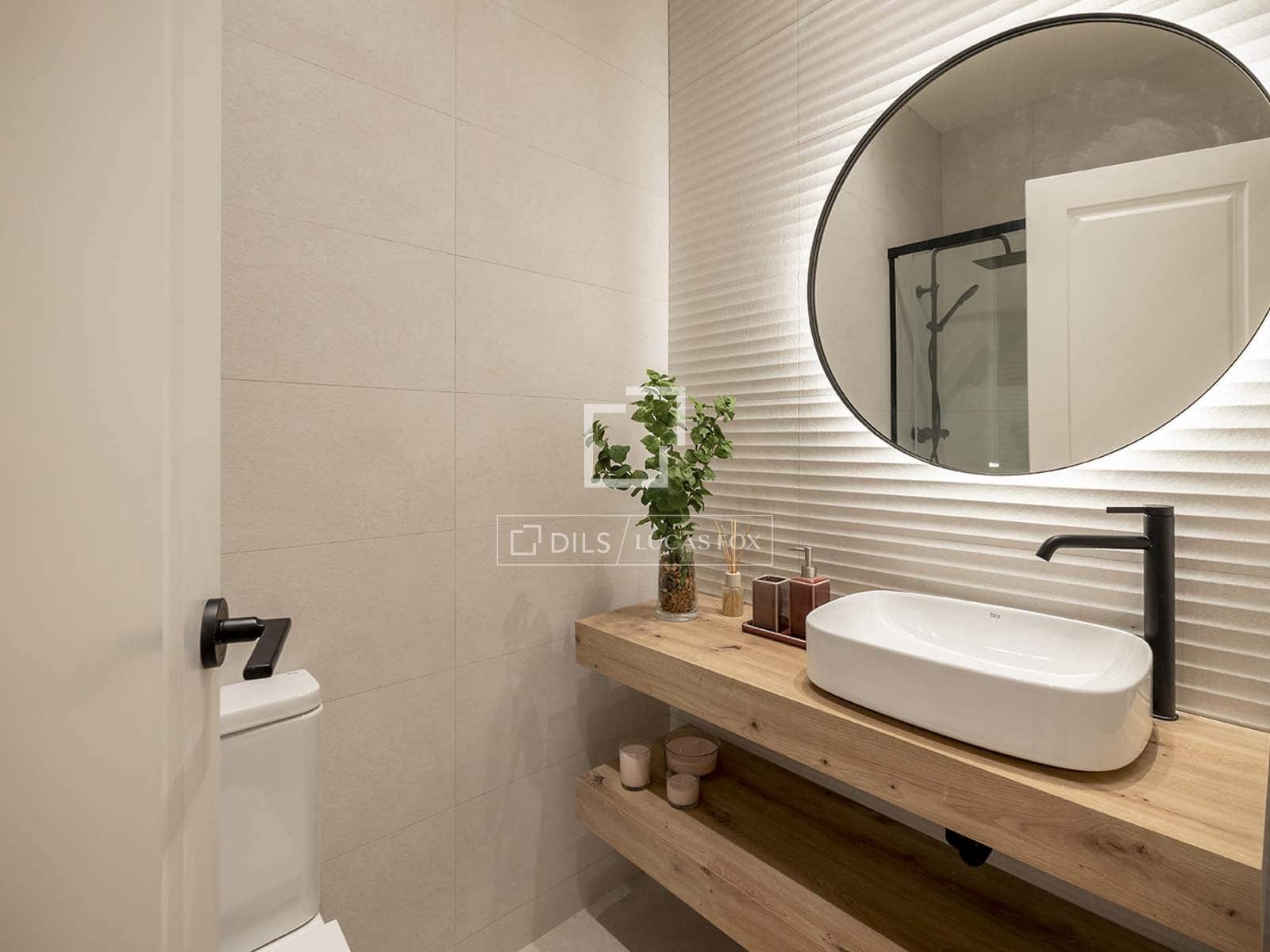 4 soveværelse Lejlighed til salg i Barcelona by - € 1.390.000 (Ref: 9850567)