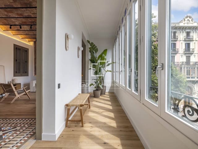 4 soveværelse Lejlighed til salg i Barcelona by - € 1.390.000 (Ref: 9850567)