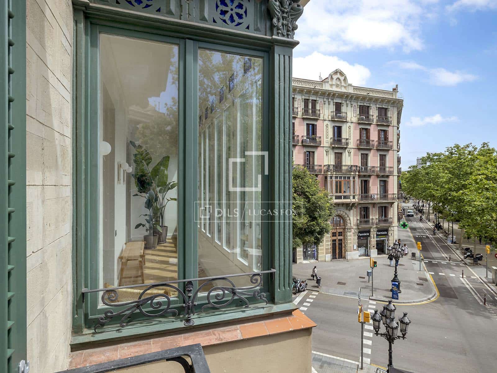 4 soveværelse Lejlighed til salg i Barcelona by - € 1.390.000 (Ref: 9850567)