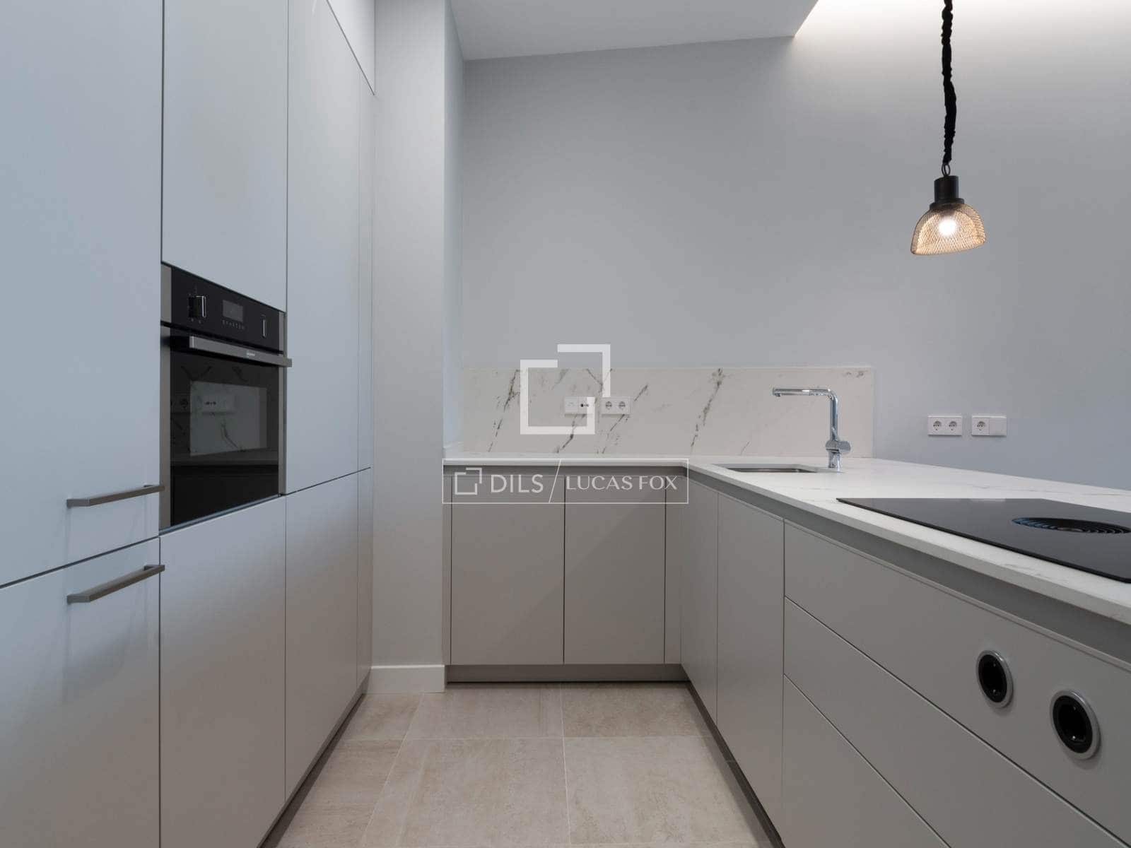 1 soveværelse Lejlighed til leje i Madrid by - € 3.400 (Ref: 9850568)