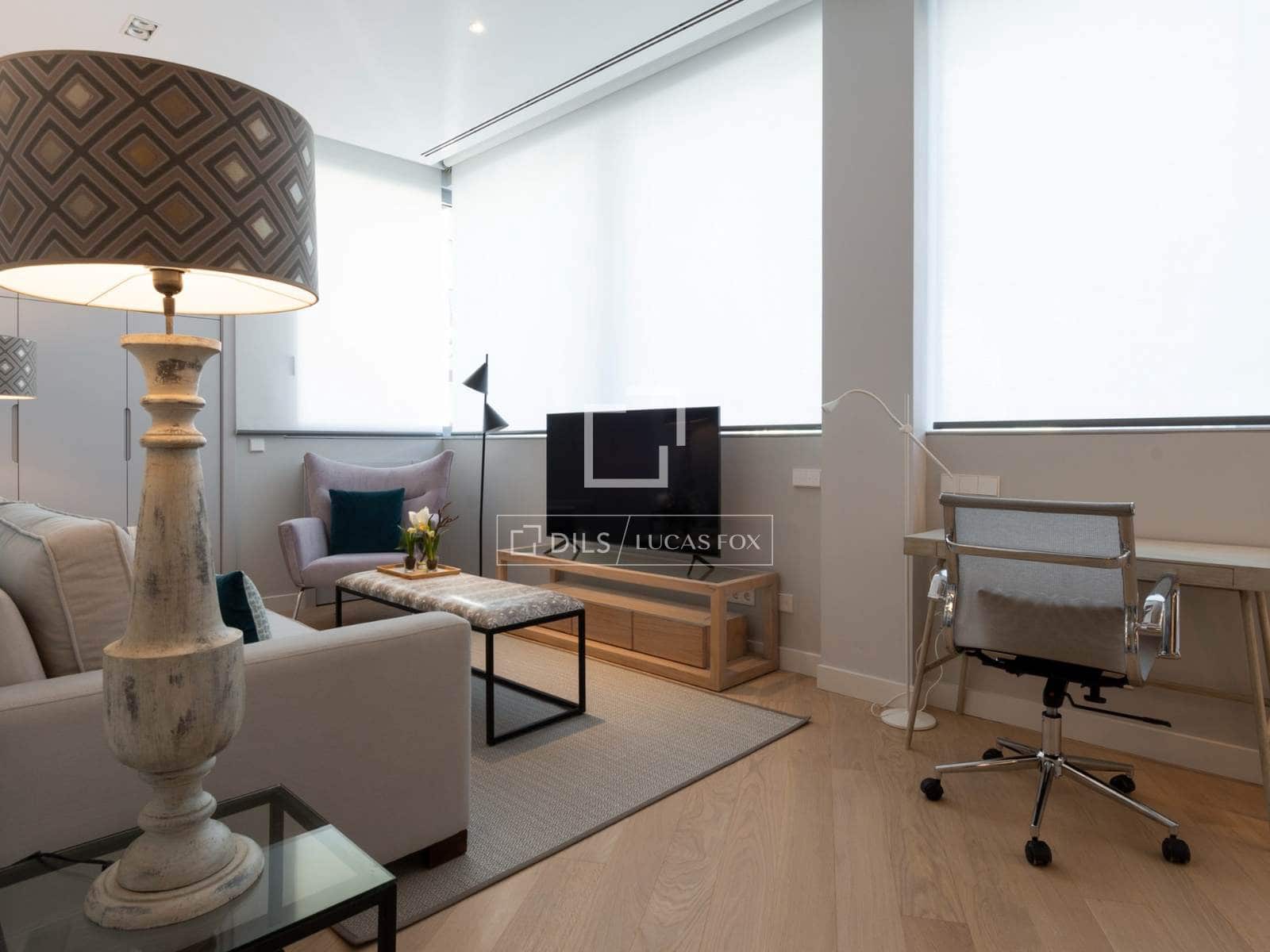 1 soveværelse Lejlighed til leje i Madrid by - € 3.400 (Ref: 9850568)