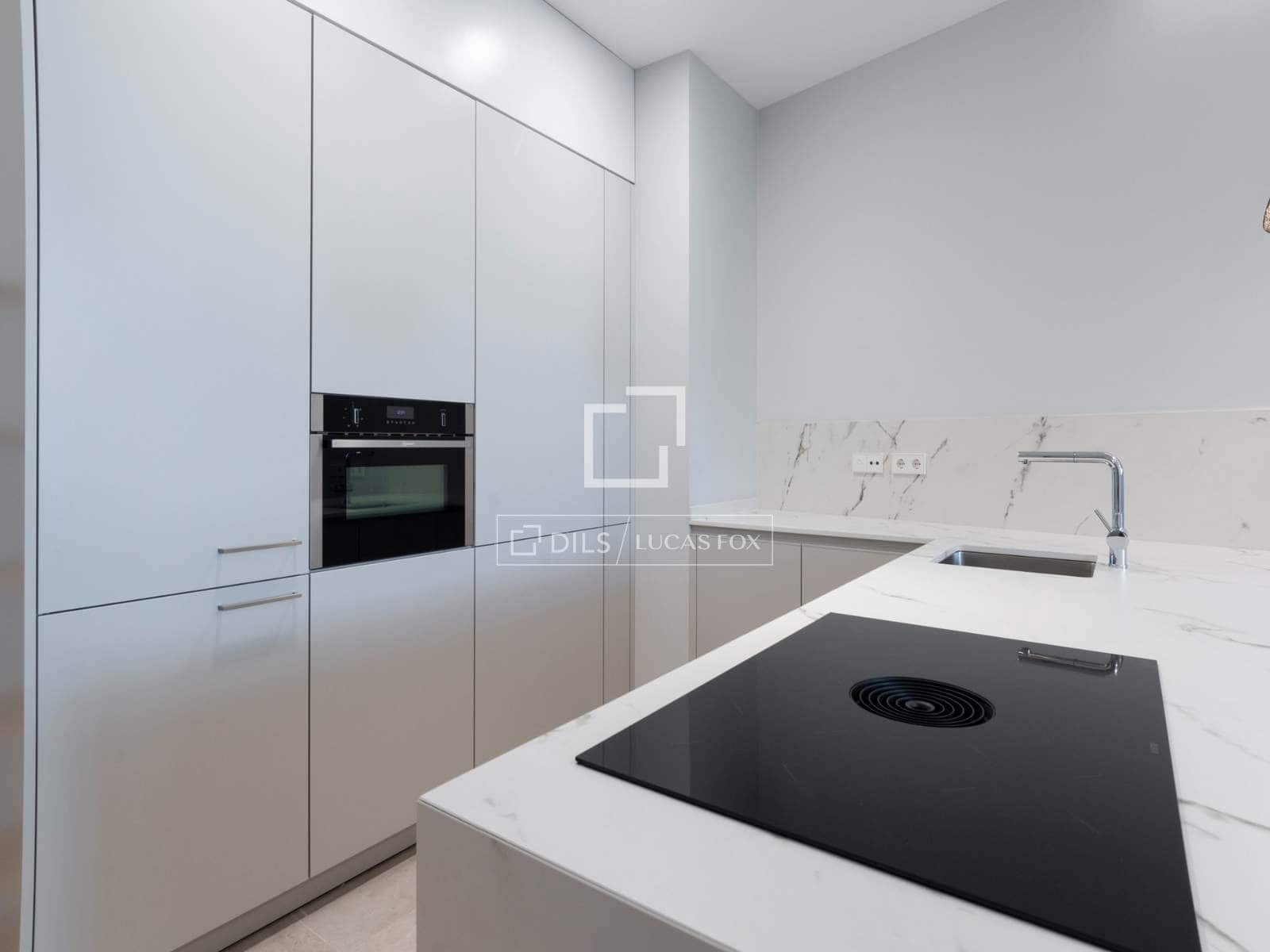 1 soveværelse Lejlighed til leje i Madrid by - € 3.400 (Ref: 9850568)
