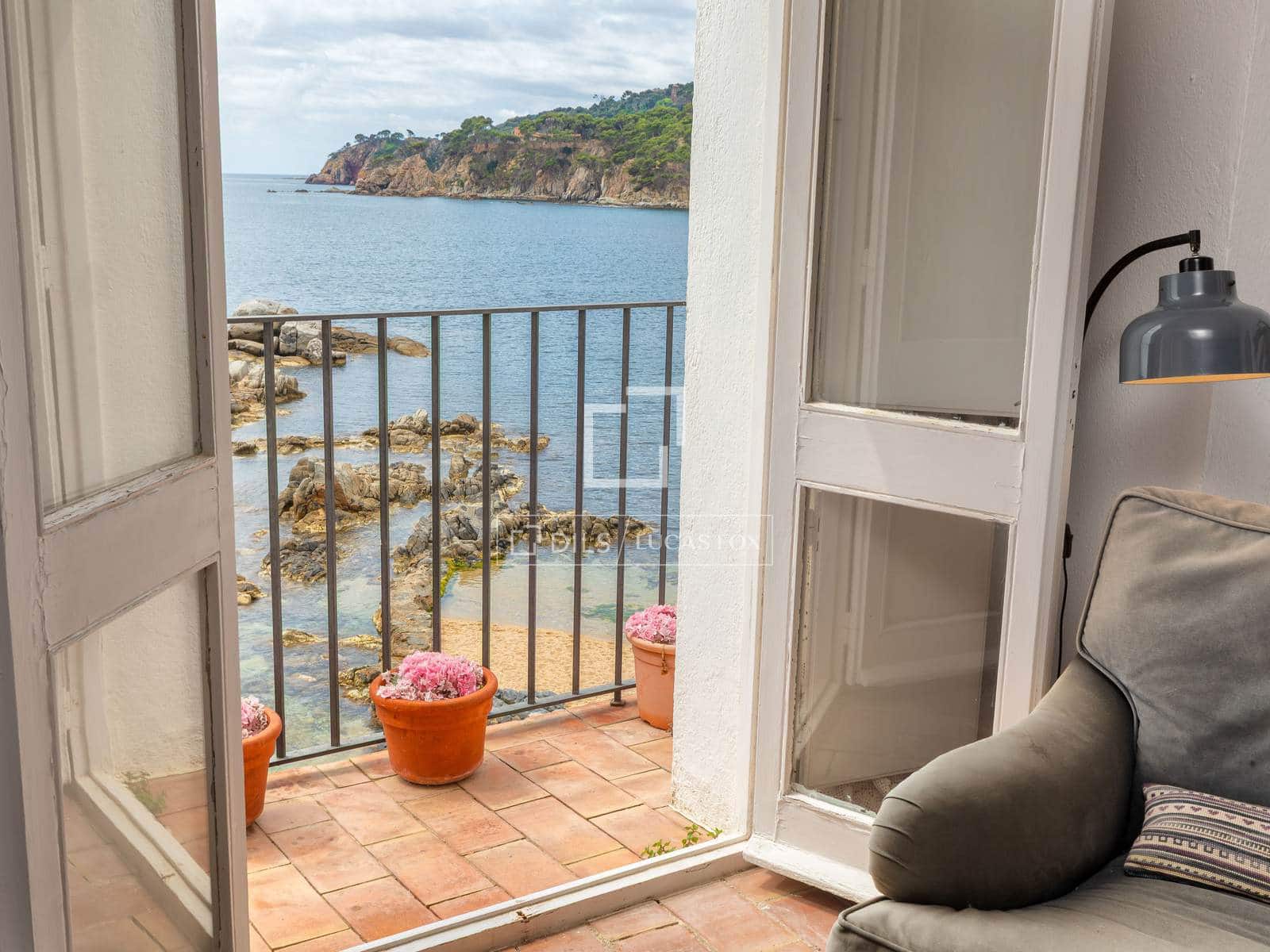 Chalet de 5 habitaciones en Calella de Palafrugell en venta con garaje - 2.990.000 € (Ref: 9852082)