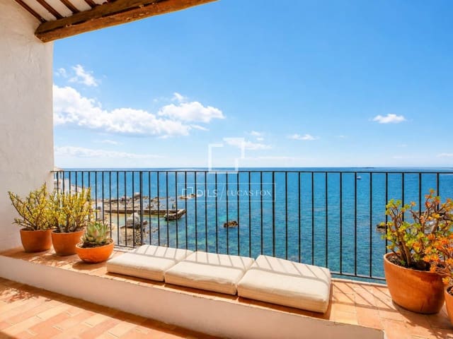 5 makuuhuone Huvila myytävänä paikassa Calella de Palafrugell, Palafrugell mukana 
autotalli - 2 990 000 € (Ref: 9852082)