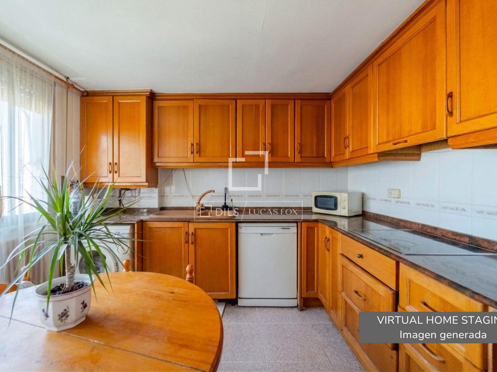 4 bedroom Apartment for sale in Valencia city - € 550,000 (Ref: 9852083)