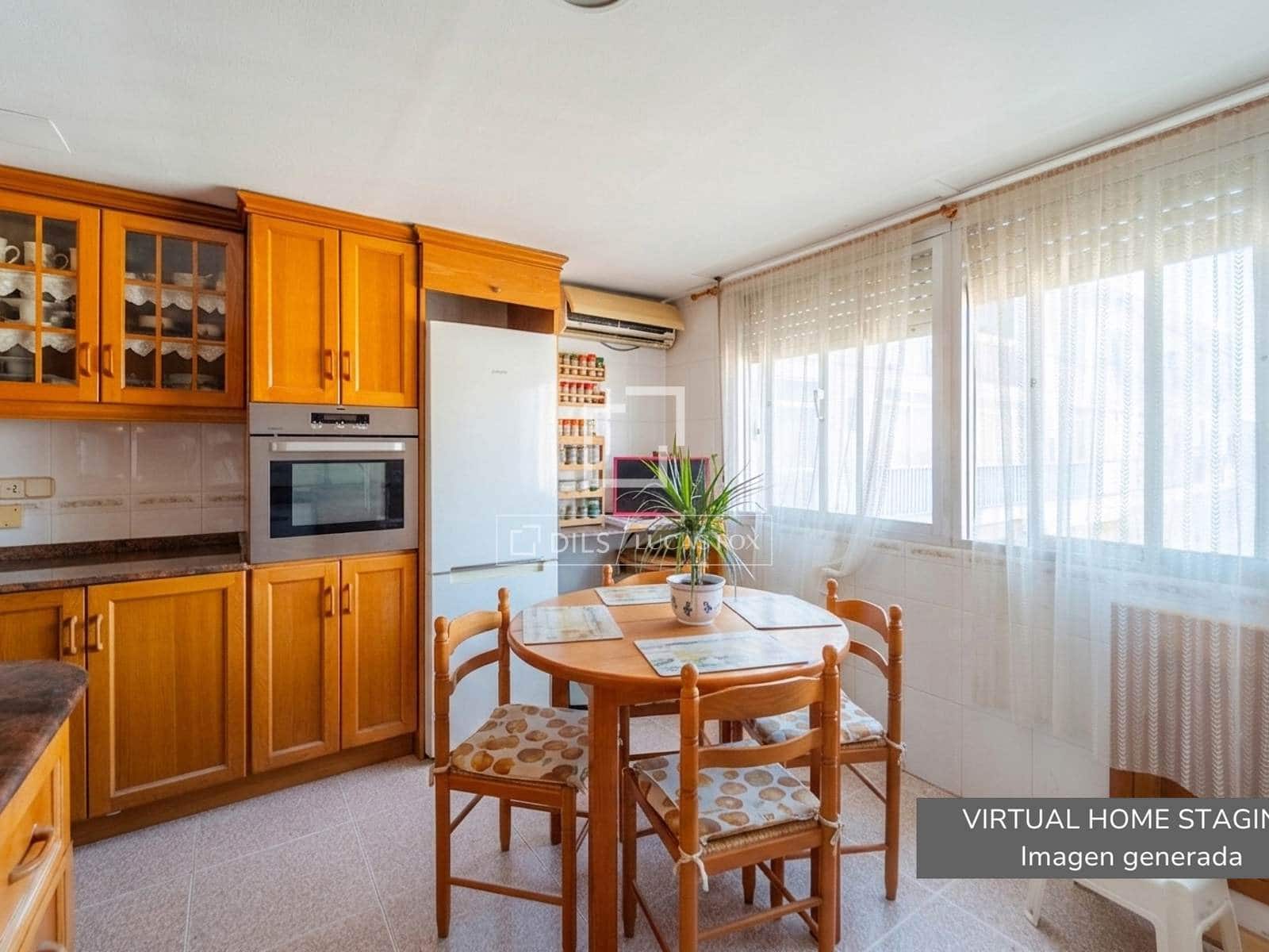 4 bedroom Apartment for sale in Valencia city - € 550,000 (Ref: 9852083)
