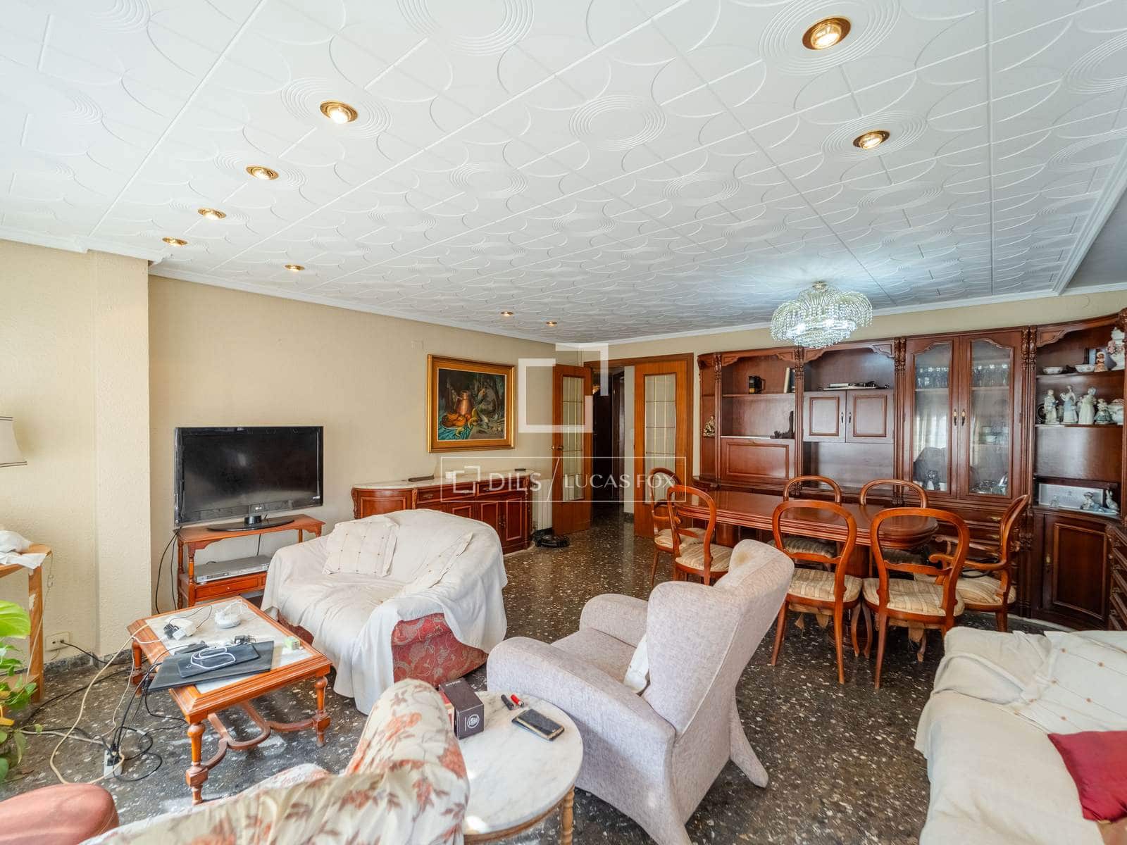 4 bedroom Apartment for sale in Valencia city - € 550,000 (Ref: 9852083)