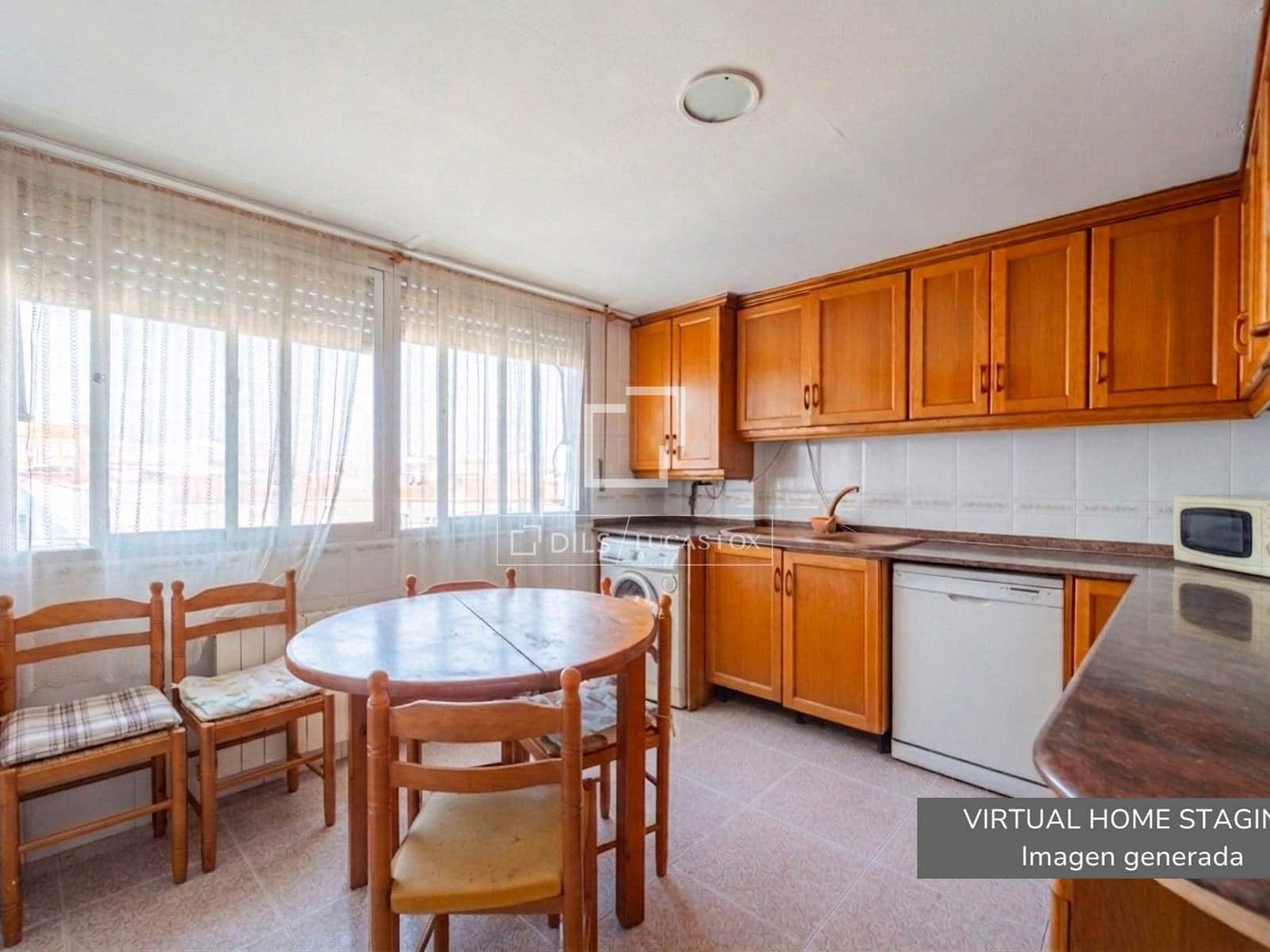 4 bedroom Apartment for sale in Valencia city - € 550,000 (Ref: 9852083)