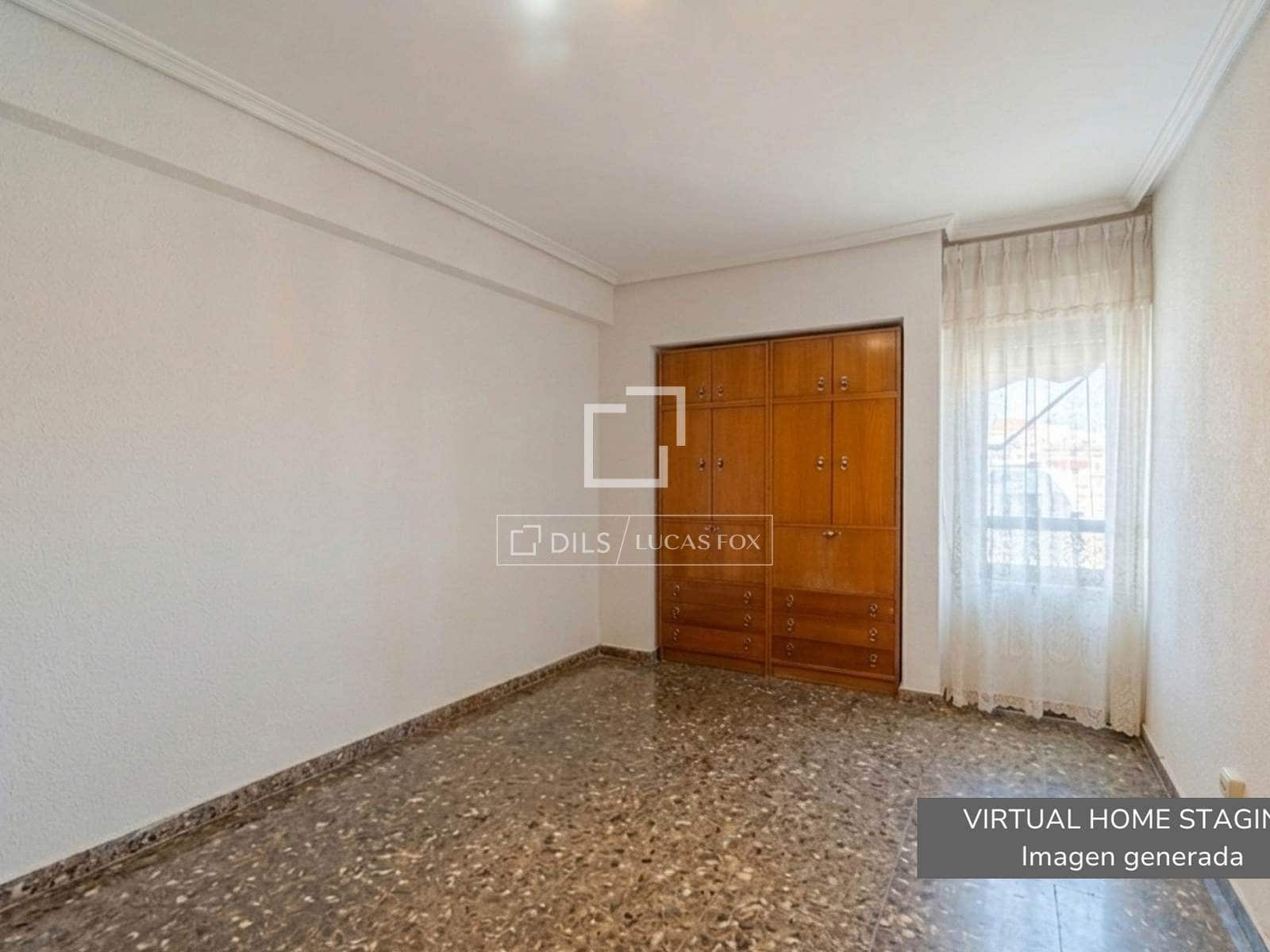 4 bedroom Apartment for sale in Valencia city - € 550,000 (Ref: 9852083)