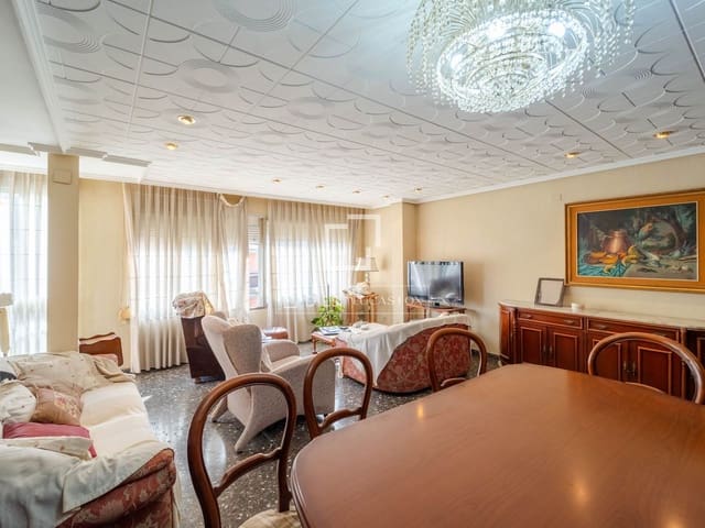 4 soveværelse Lejlighed til salg i Valencia by - € 550.000 (Ref: 9852083)