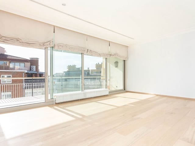 3 soveværelse Penthouse til salg i Barcelona by med garage - € 2.600.000 (Ref: 9852997)