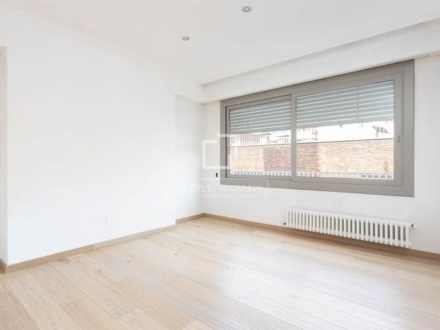 3 soveværelse Penthouse til salg i Barcelona by med garage - € 2.600.000 (Ref: 9852997)