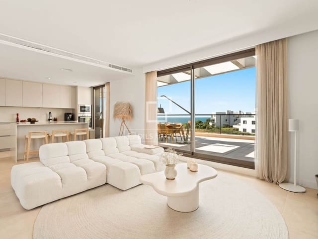 2 soverom Leilighet til salgs i Casares med svømmebasseng garasje - € 739 000 (Ref: 9852998)