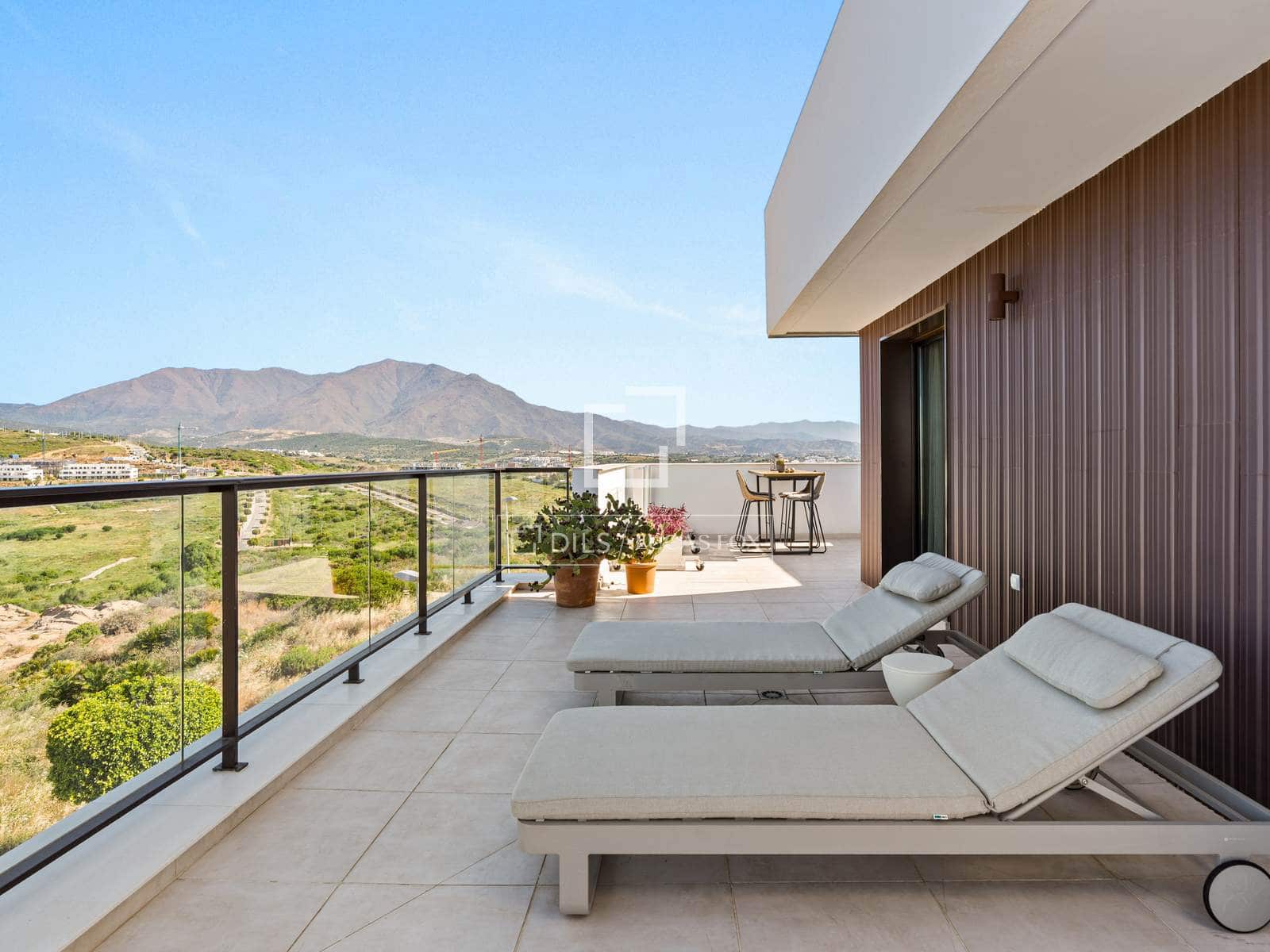 2 soverom Leilighet til salgs i Casares med svømmebasseng garasje - € 739 000 (Ref: 9852998)