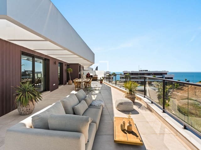 2 soverom Leilighet til salgs i Casares med svømmebasseng garasje - € 739 000 (Ref: 9852998)