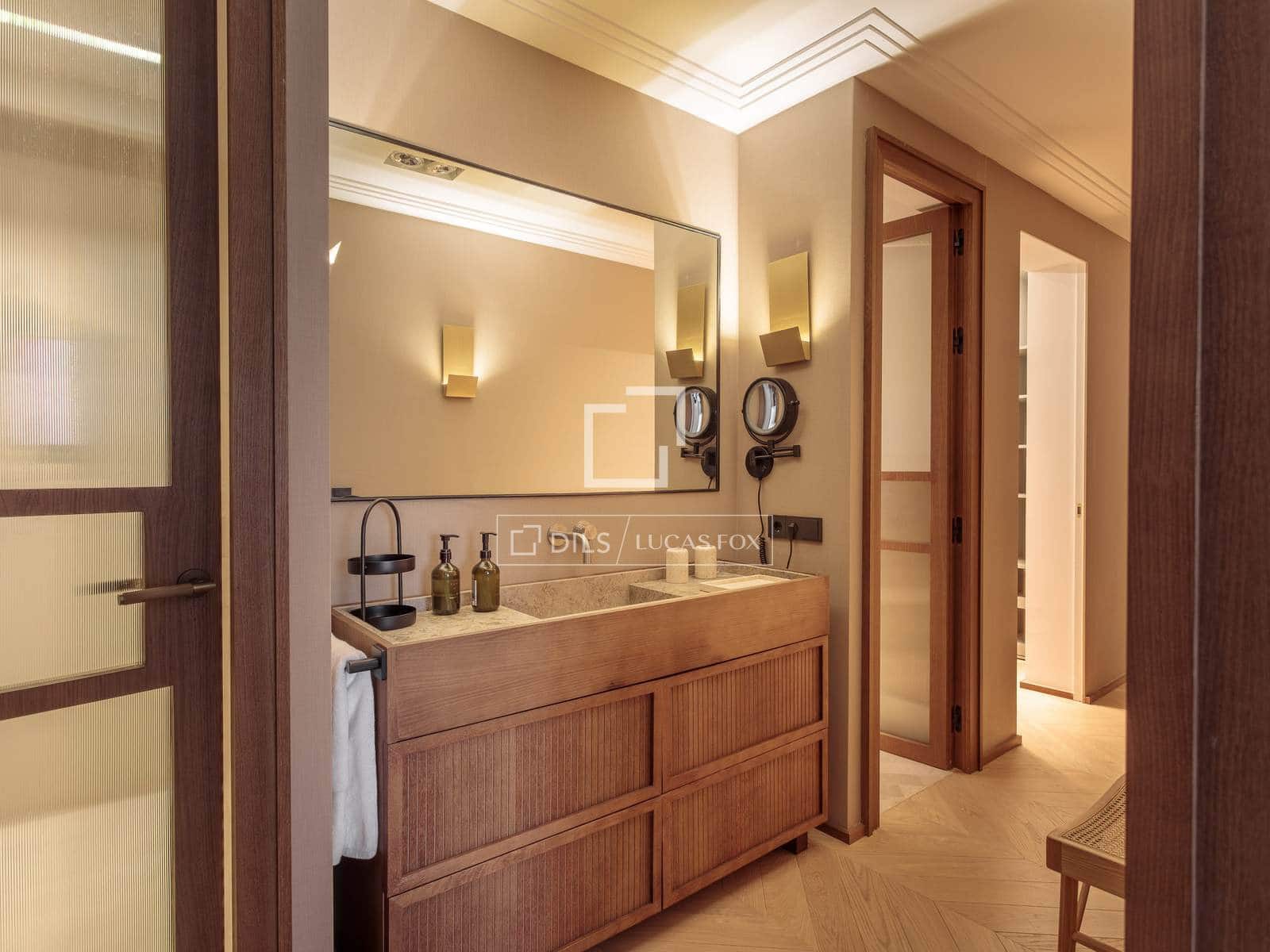 2 bedroom Apartment for rent in Madrid city - € 12,000 (Ref: 9852999)