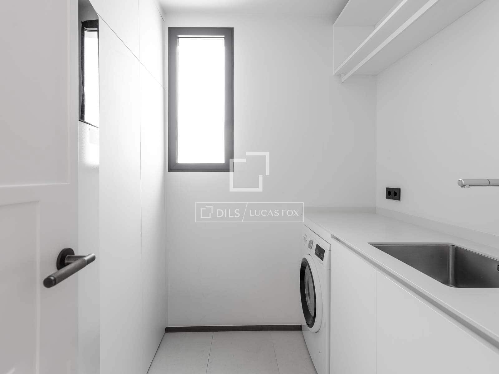 2 bedroom Apartment for rent in Madrid city - € 12,000 (Ref: 9852999)