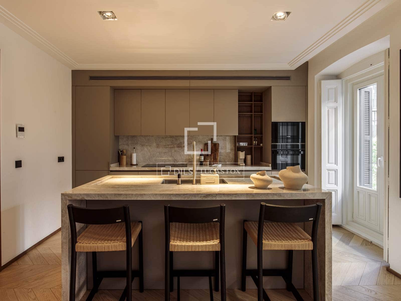 2 bedroom Apartment for rent in Madrid city - € 12,000 (Ref: 9852999)