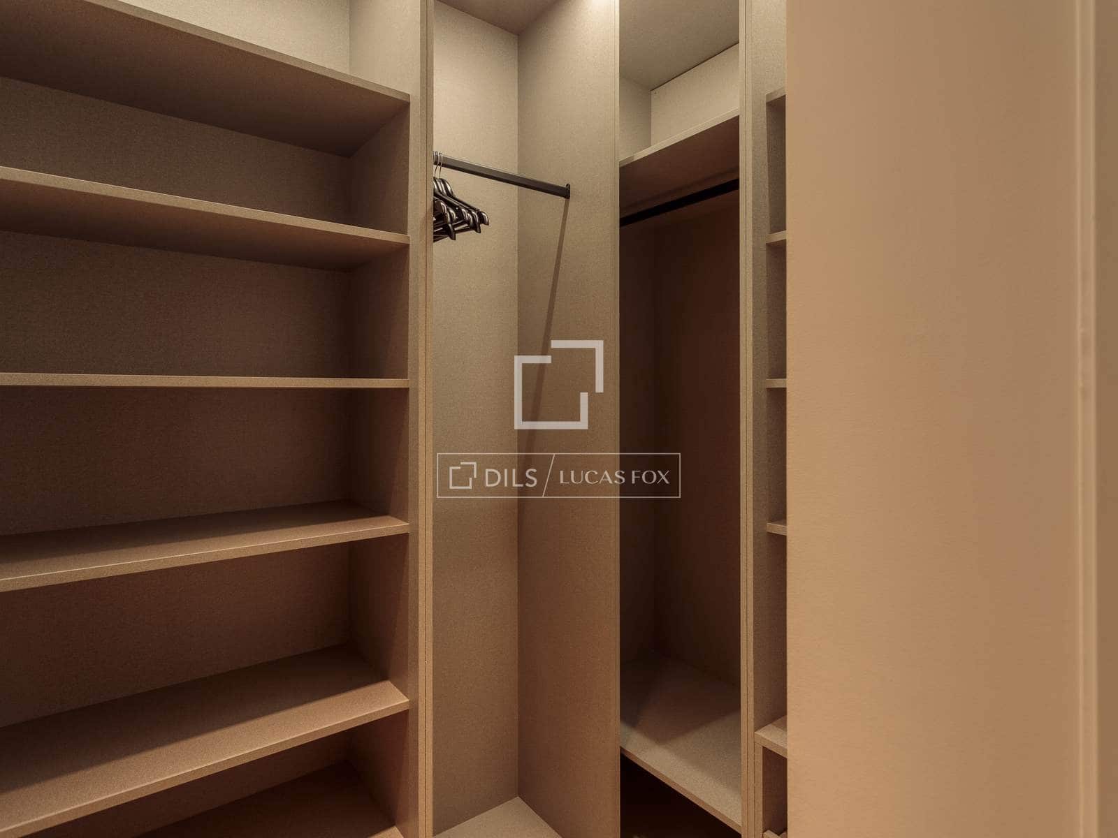 2 bedroom Apartment for rent in Madrid city - € 12,000 (Ref: 9852999)