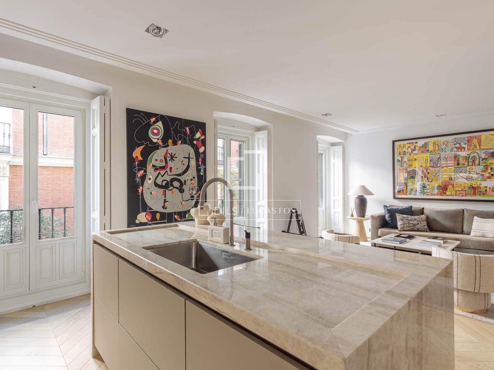 2 bedroom Apartment for rent in Madrid city - € 12,000 (Ref: 9852999)