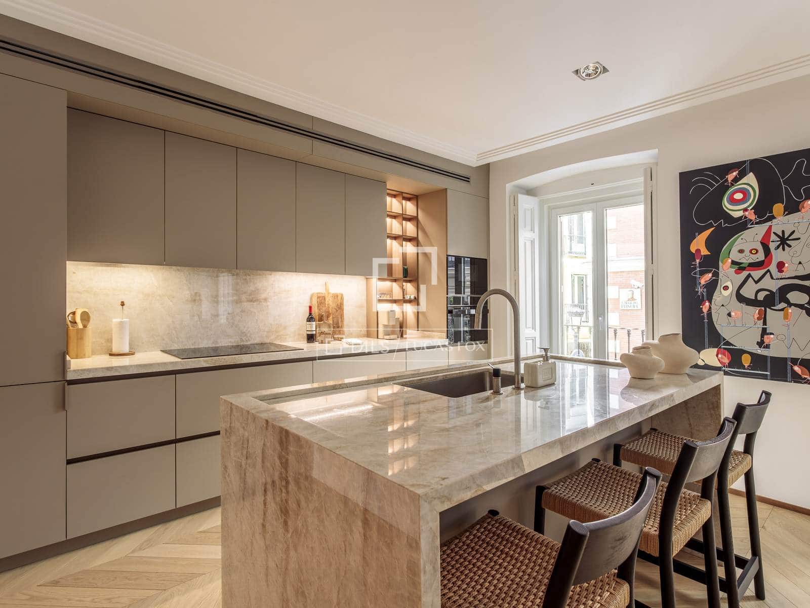2 bedroom Apartment for rent in Madrid city - € 12,000 (Ref: 9852999)