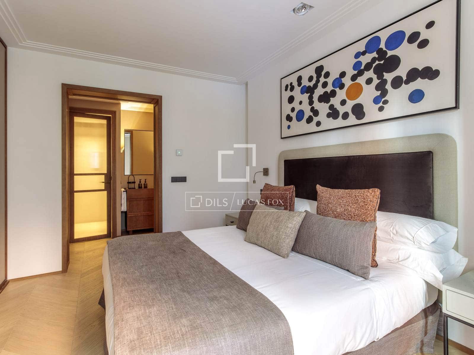 2 bedroom Apartment for rent in Madrid city - € 12,000 (Ref: 9852999)