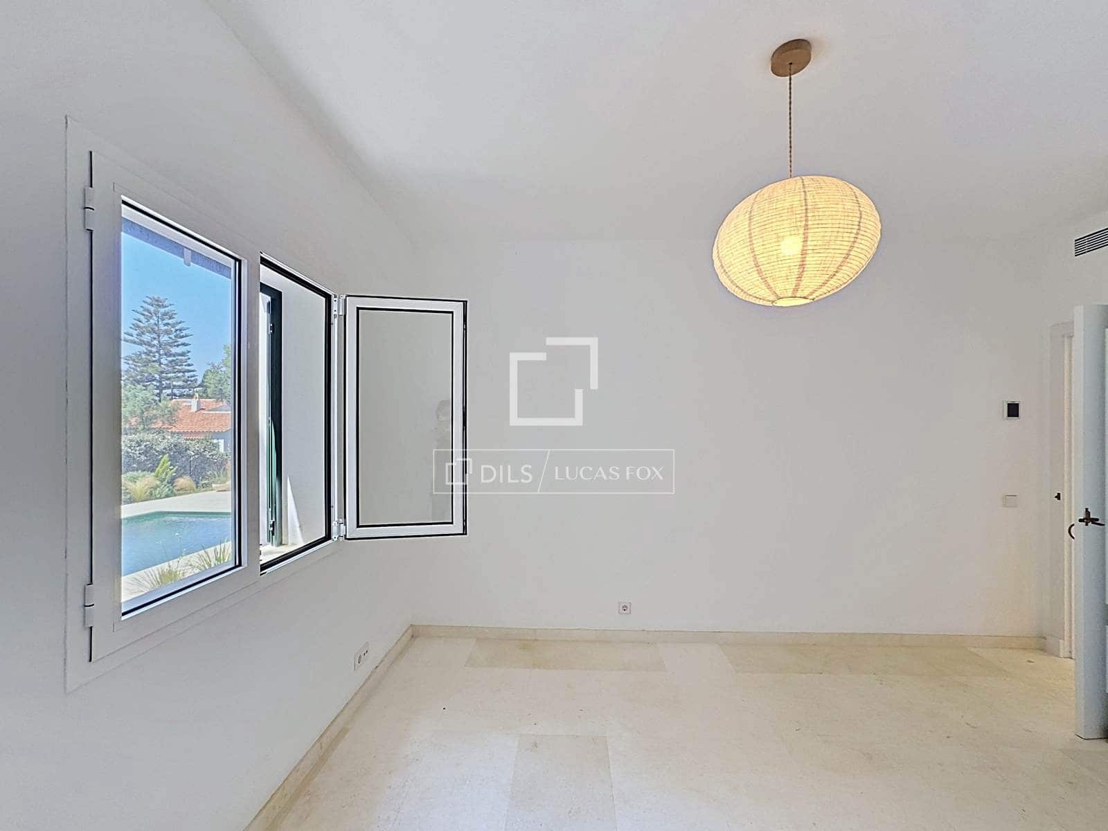 4 soveværelse Villa til salg i Es Castell med swimmingpool garage - € 1.195.000 (Ref: 9853000)