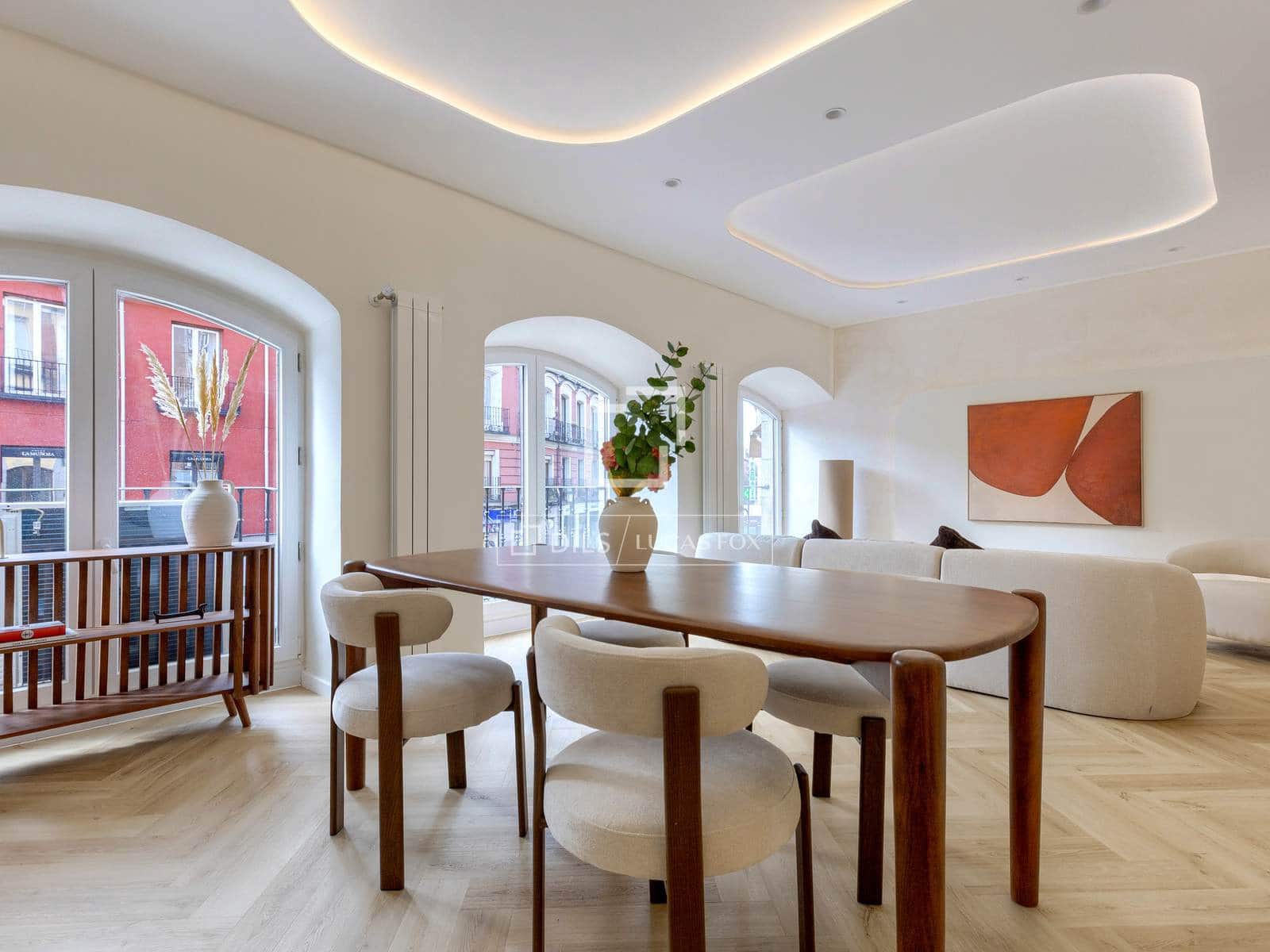Apartamento de 3 habitaciones en Madrid ciudad en venta - 1.095.000 € (Ref: 9854389)