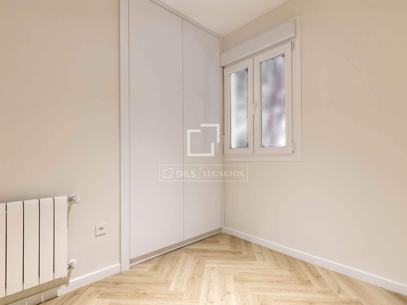 Apartamento de 3 habitaciones en Madrid ciudad en venta - 1.095.000 € (Ref: 9854389)