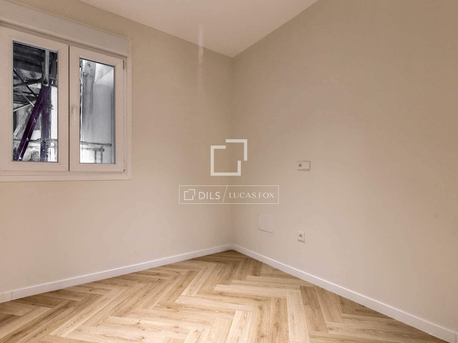 Apartamento de 3 habitaciones en Madrid ciudad en venta - 1.095.000 € (Ref: 9854389)