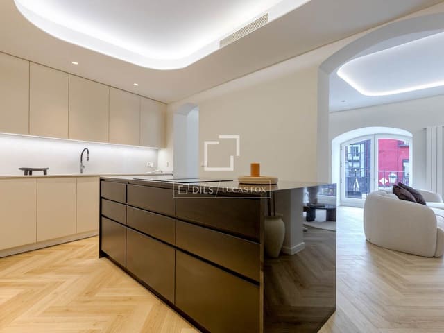 3 soveværelse Lejlighed til salg i Madrid by - € 1.095.000 (Ref: 9854389)
