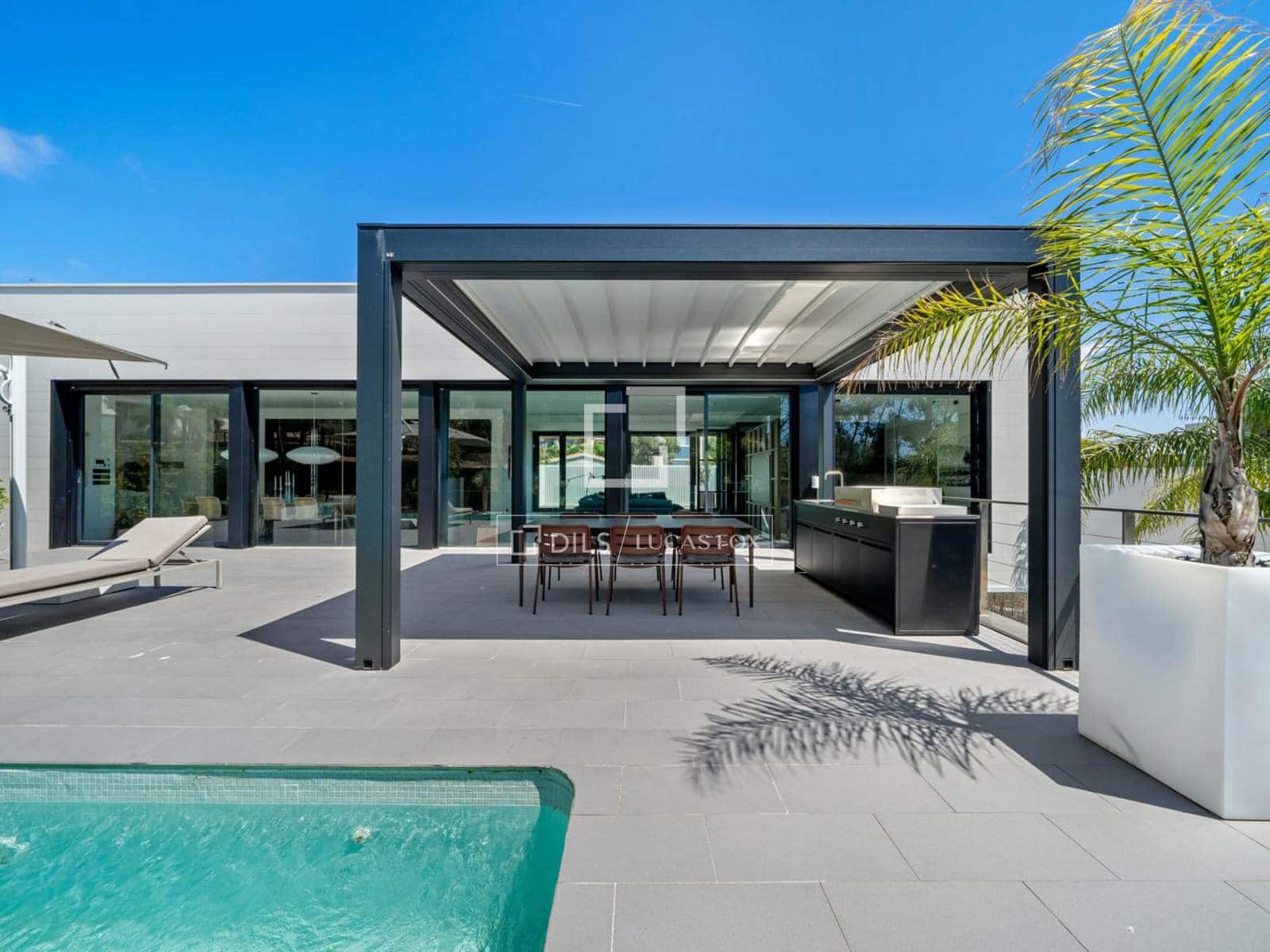 4 soverom Villa til salgs i Tarragona by med svømmebasseng garasje - € 1 285 000 (Ref: 9854390)