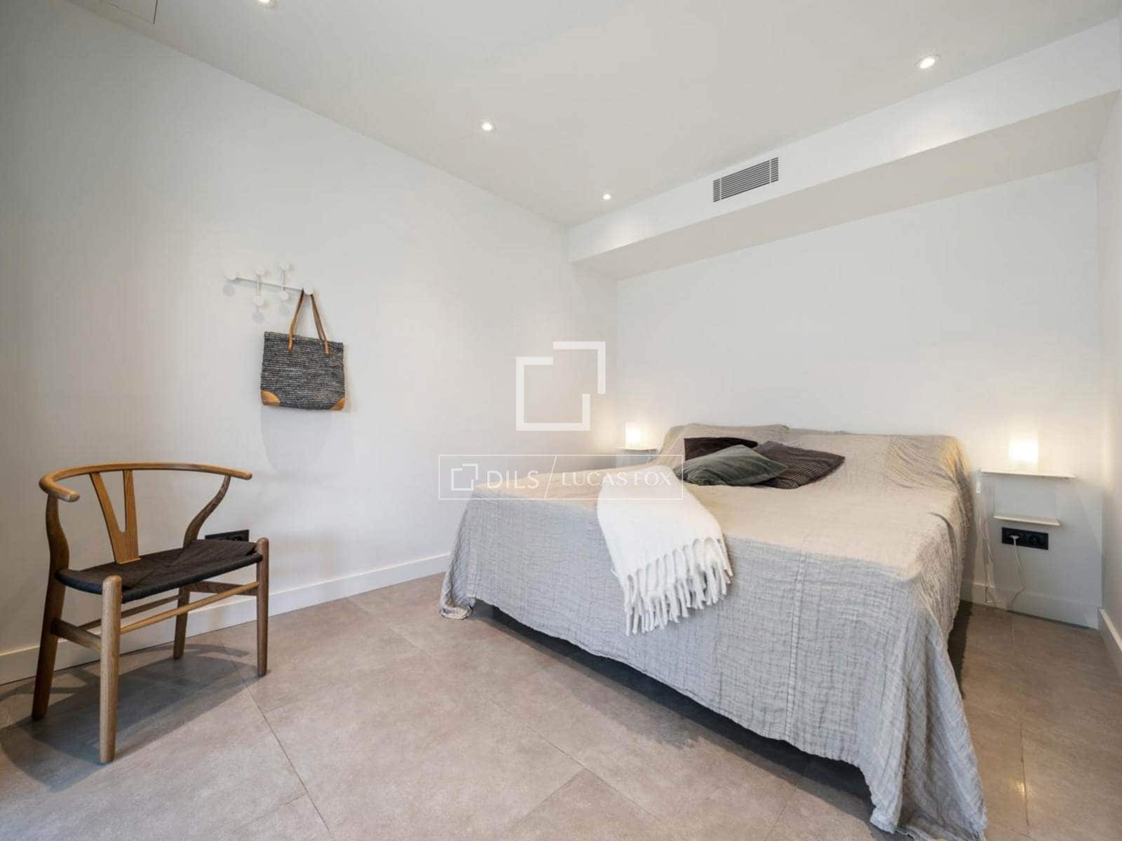 4 soverom Villa til salgs i Tarragona by med svømmebasseng garasje - € 1 285 000 (Ref: 9854390)