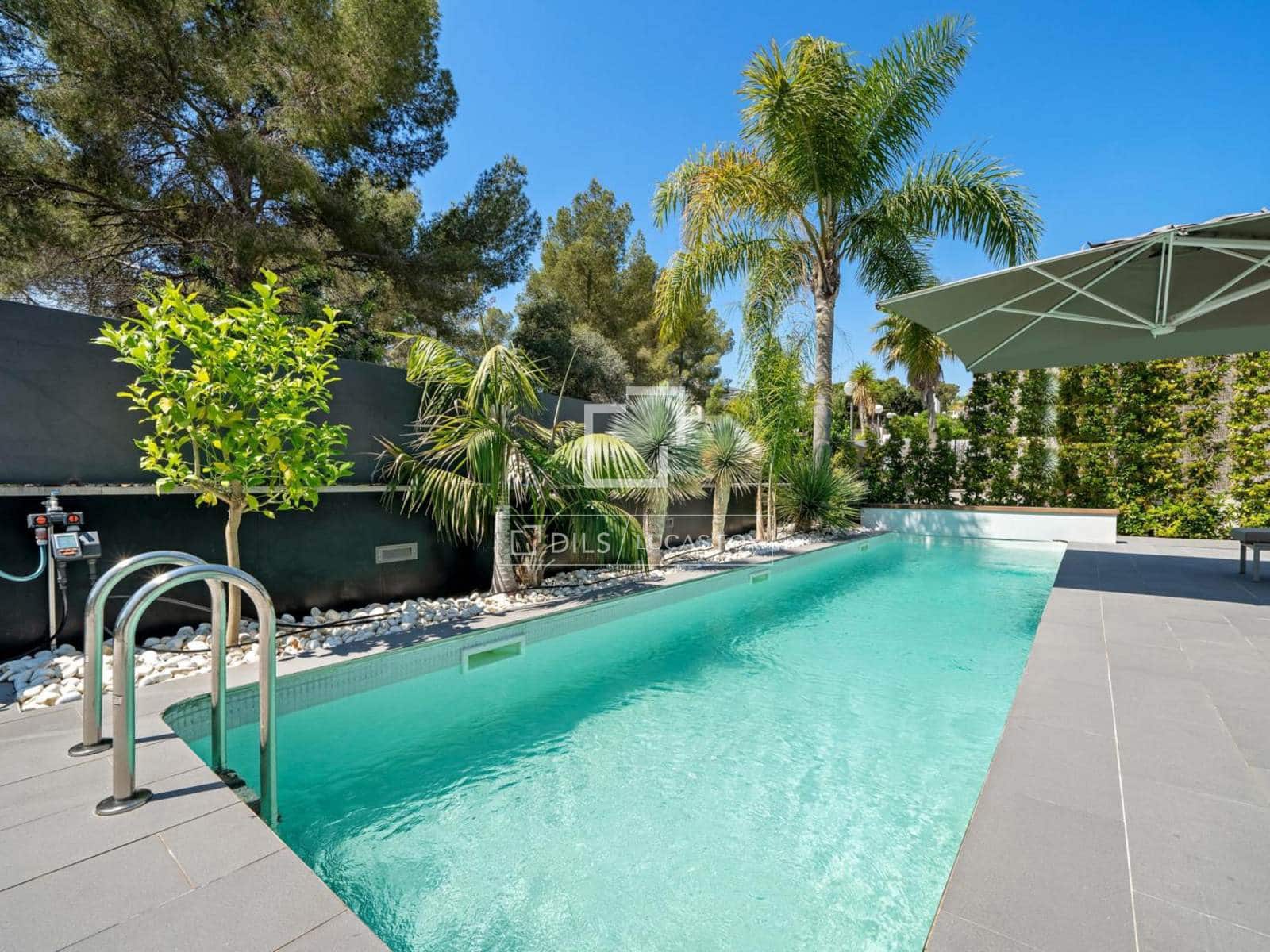 4 soverom Villa til salgs i Tarragona by med svømmebasseng garasje - € 1 285 000 (Ref: 9854390)