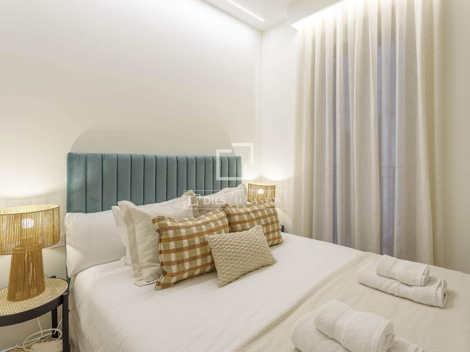 2 soverom Leilighet til leie i Madrid by - € 3 000 (Ref: 9854497)